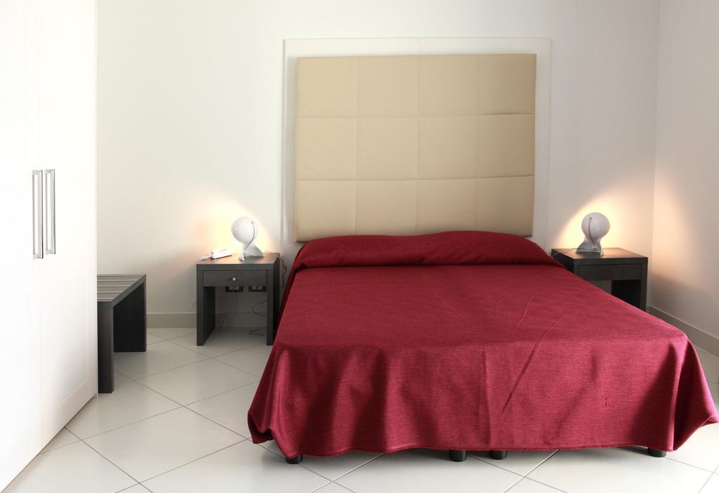 Brezza Di Grecale Aparthotel Τράπανι Δωμάτιο φωτογραφία