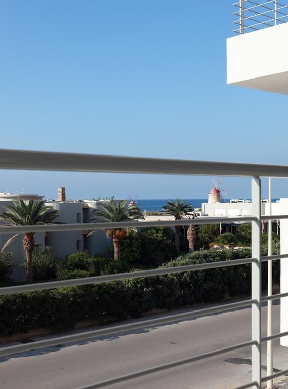 Brezza Di Grecale Aparthotel Τράπανι Δωμάτιο φωτογραφία